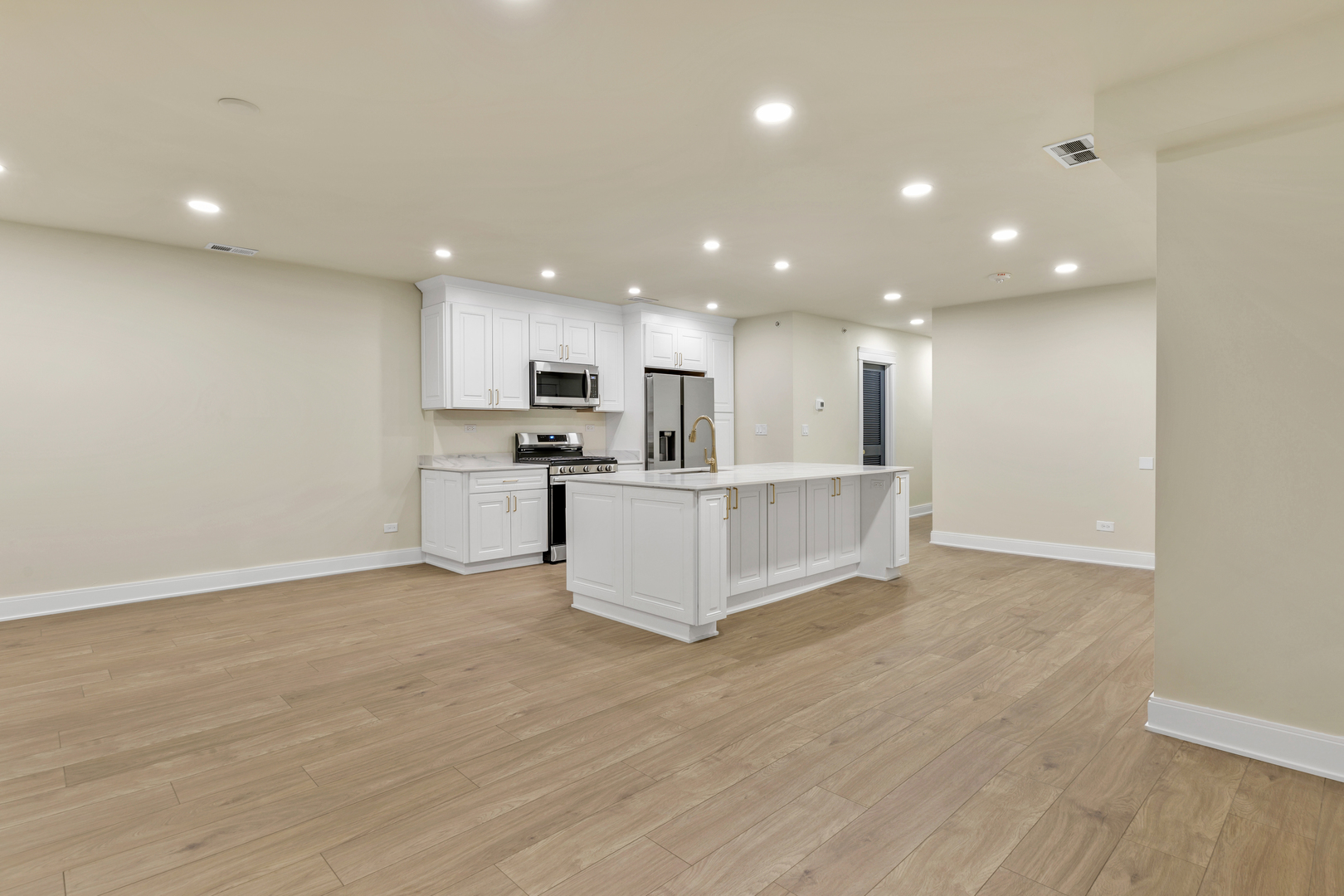 317 Canal Street B Property Photo 3
