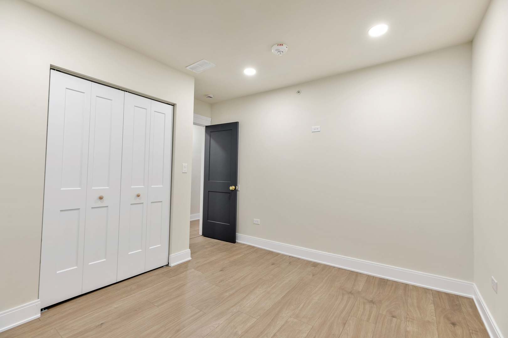 317 Canal Street B Property Photo 14