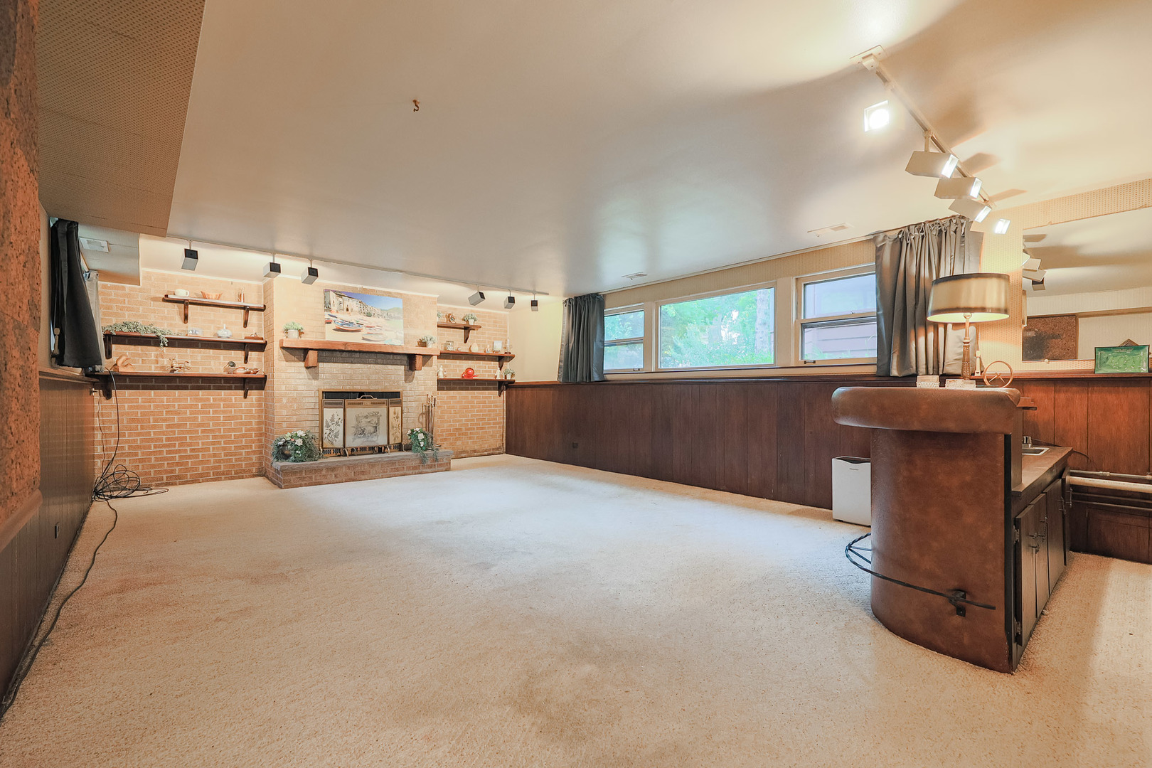853 Edgewater Drive Property Photo 35