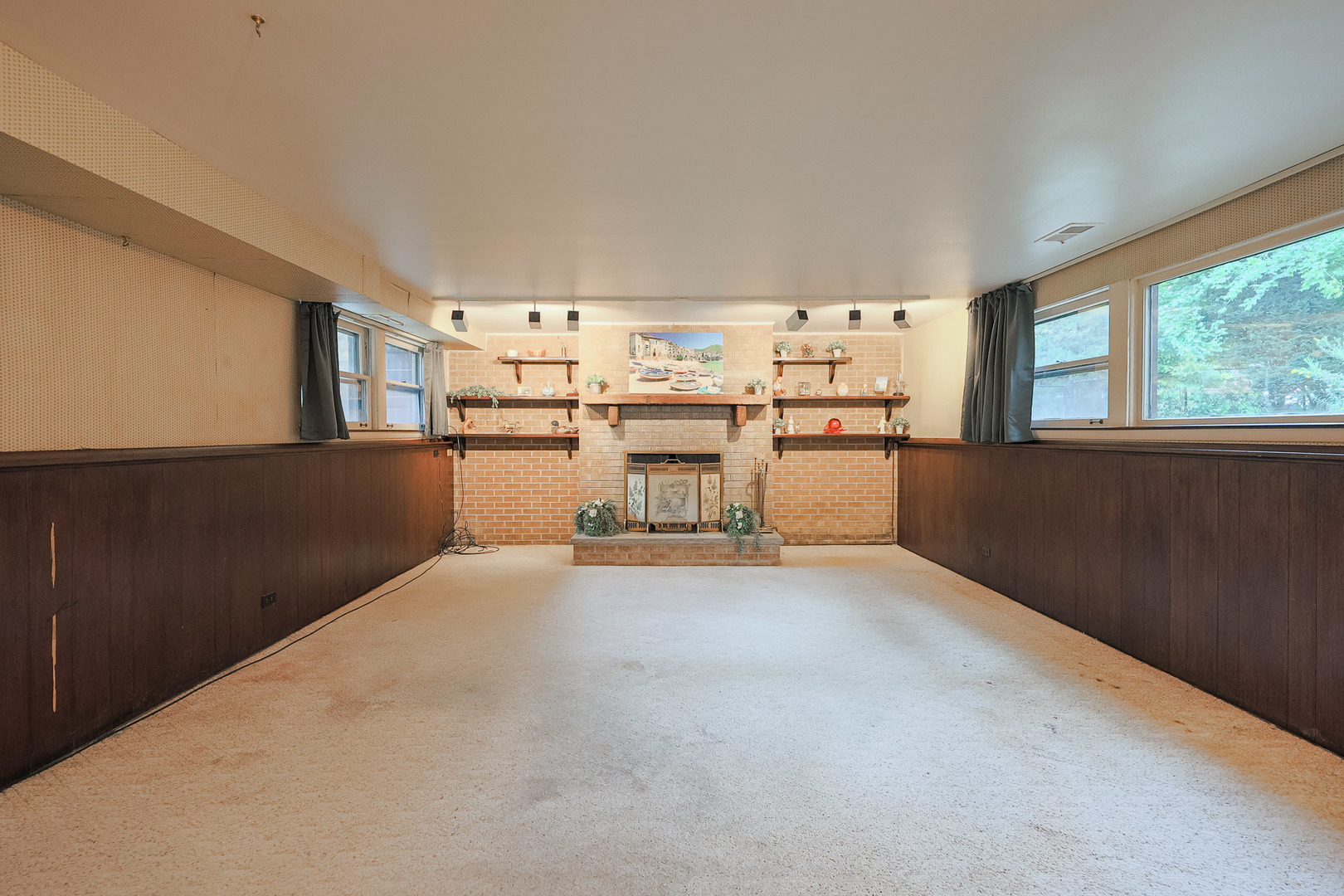 853 Edgewater Drive Property Photo 36