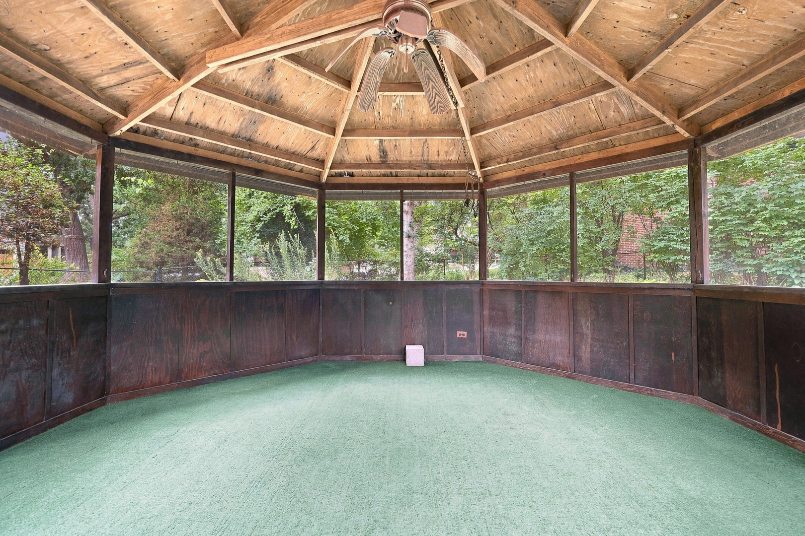 853 Edgewater Drive Property Photo 44