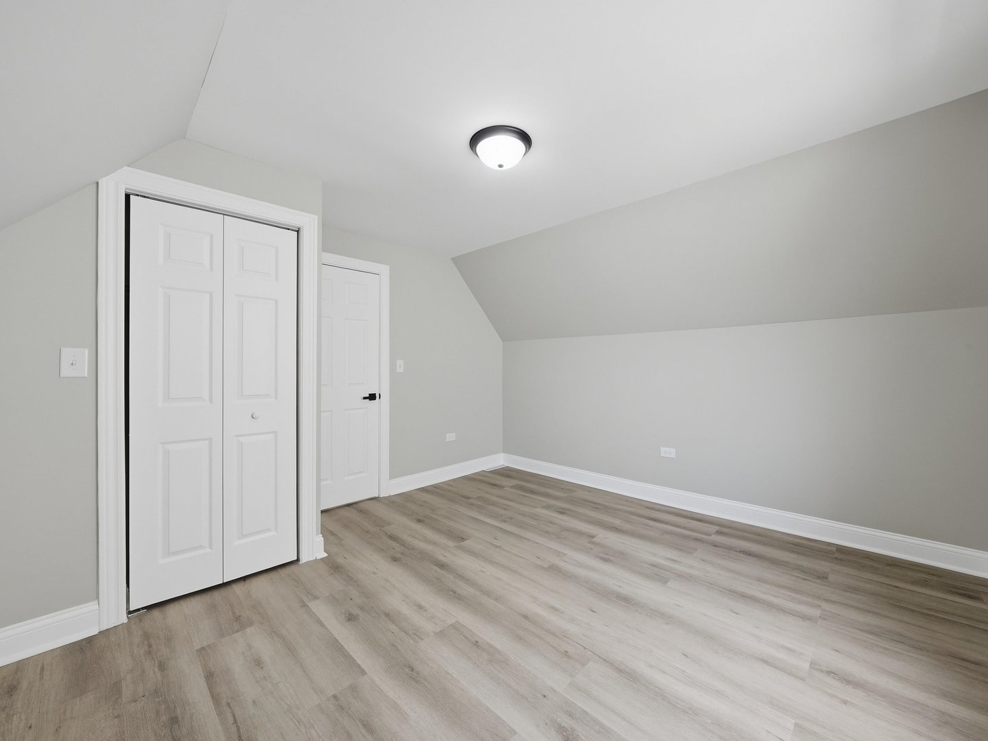 11025 S Avenue O Property Photo 14