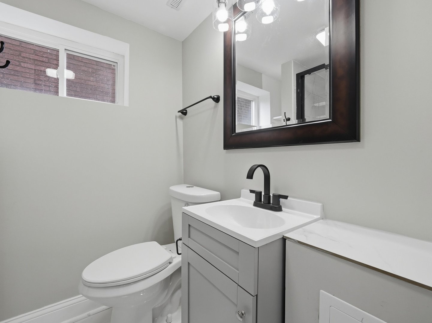 11025 S Avenue O Property Photo 17