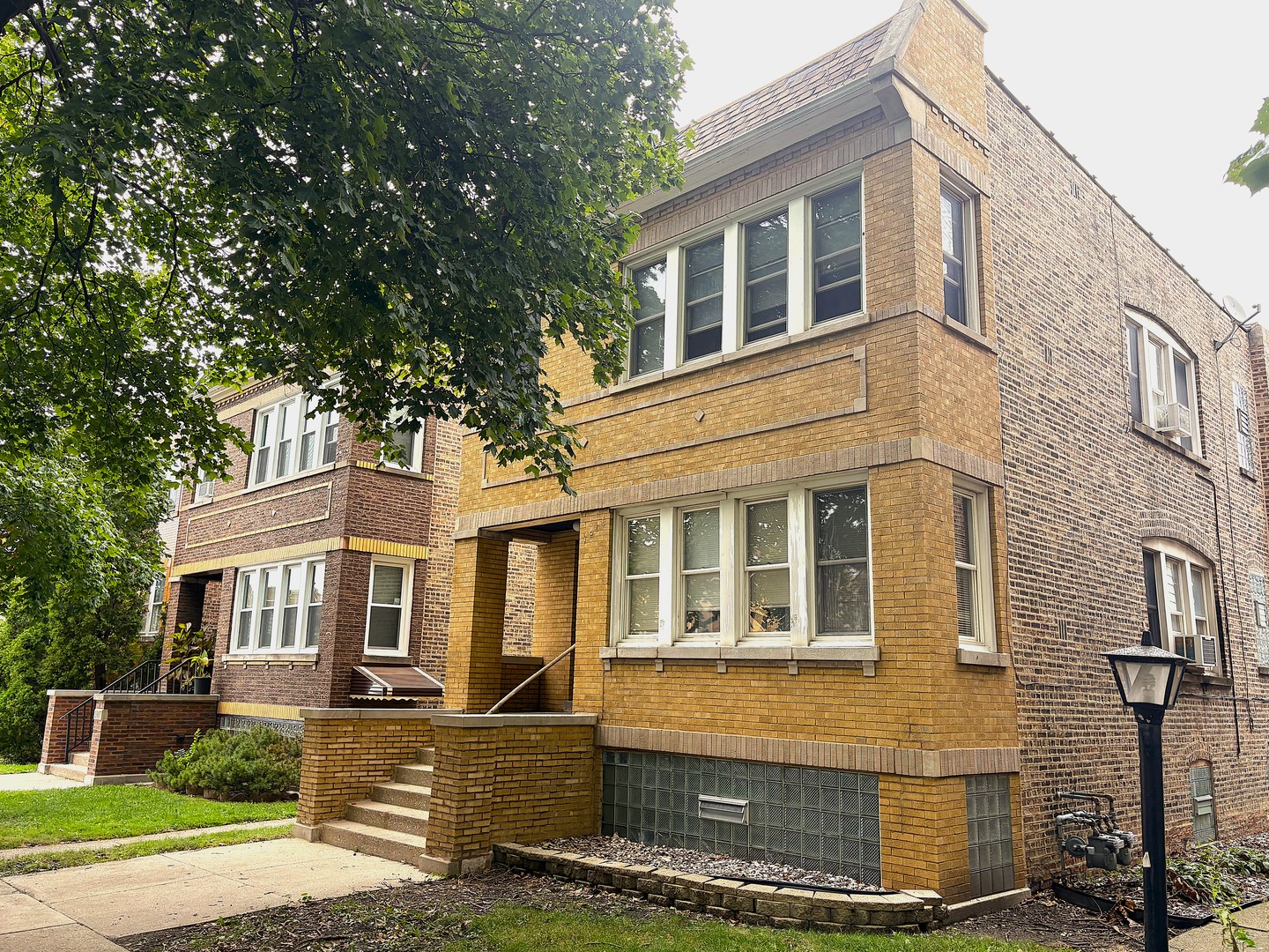 1909 Wesley Avenue Property Photo 1
