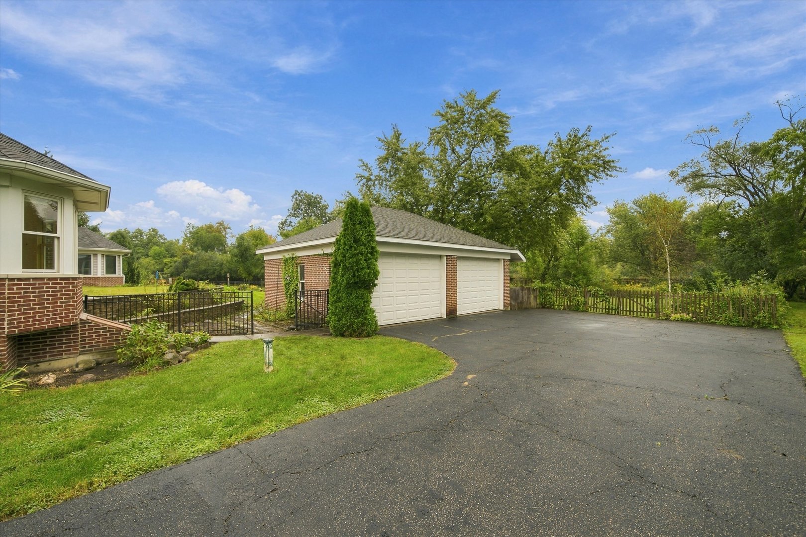 607 Birch Avenue Property Photo 9