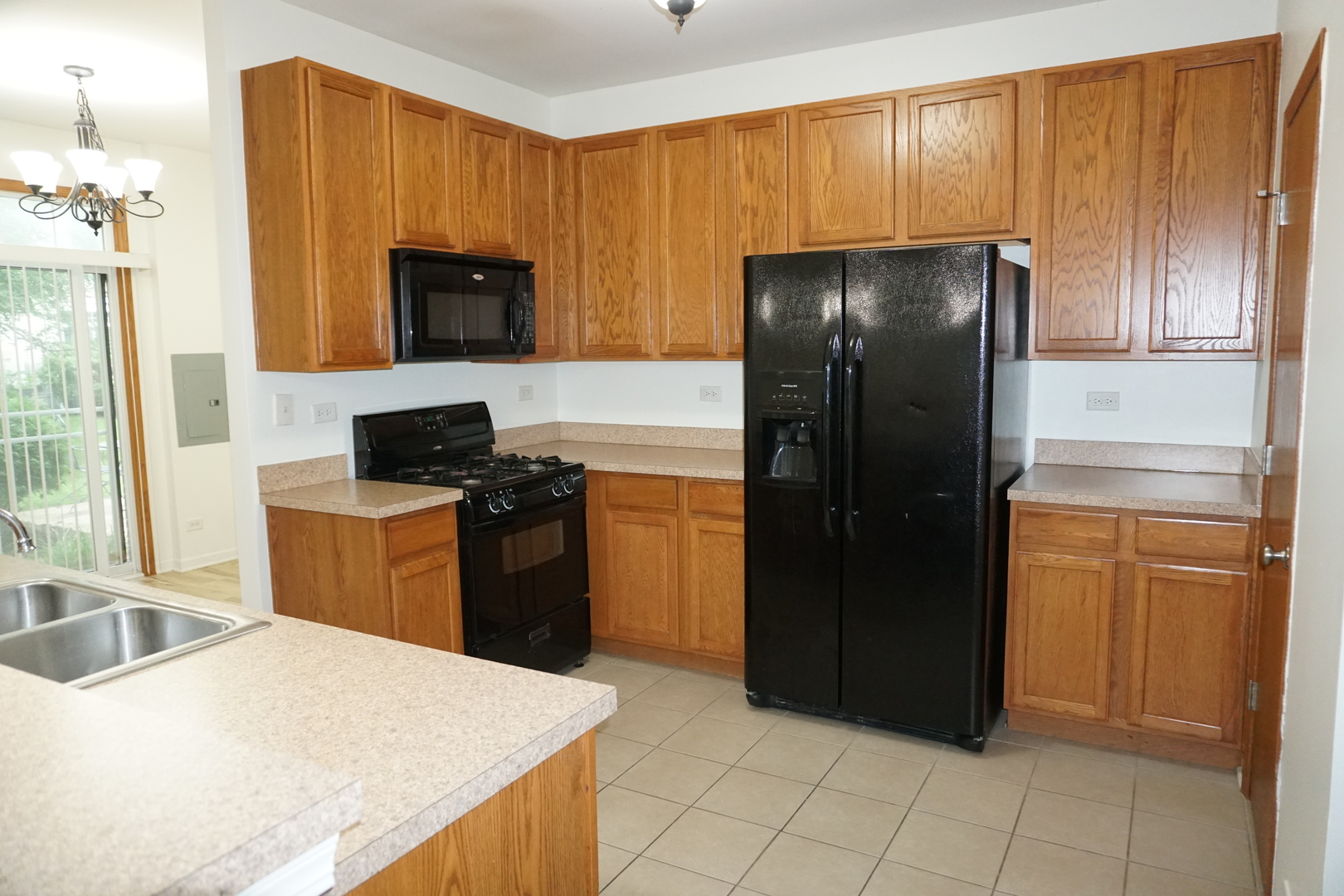 4555 Camden Lane C Property Photo 4
