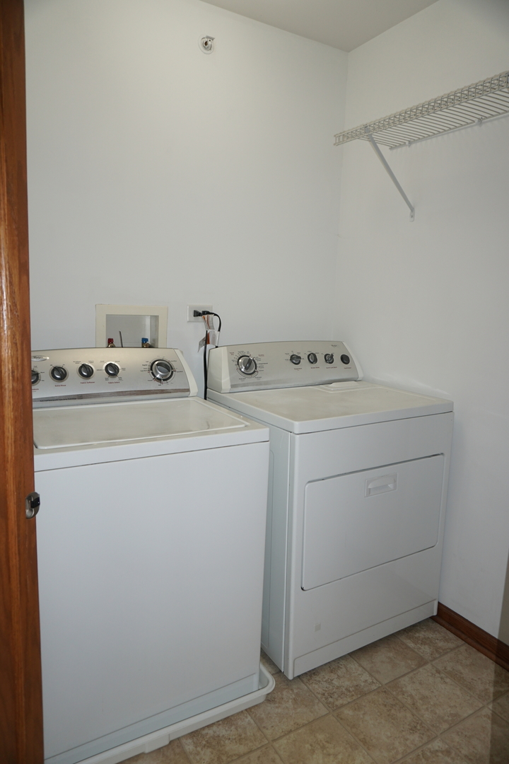 4555 Camden Lane C Property Photo 15