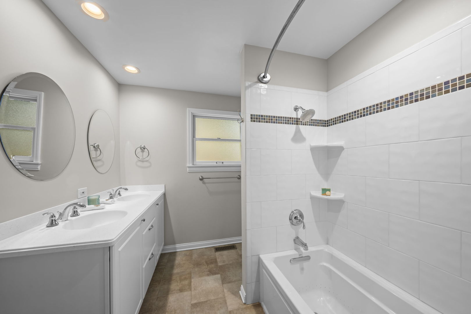 2612 Fontana Drive Property Photo 11