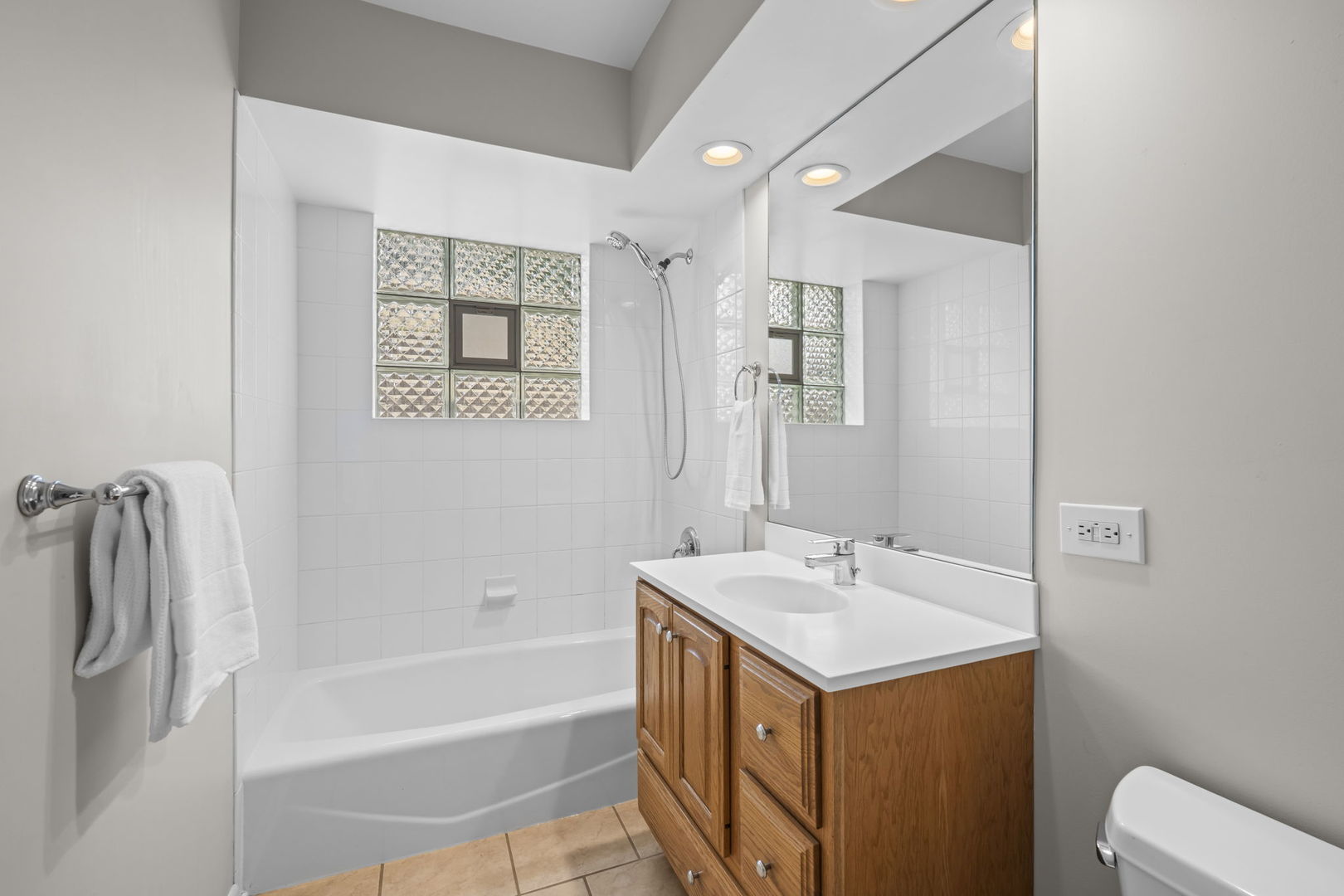 2612 Fontana Drive Property Photo 14
