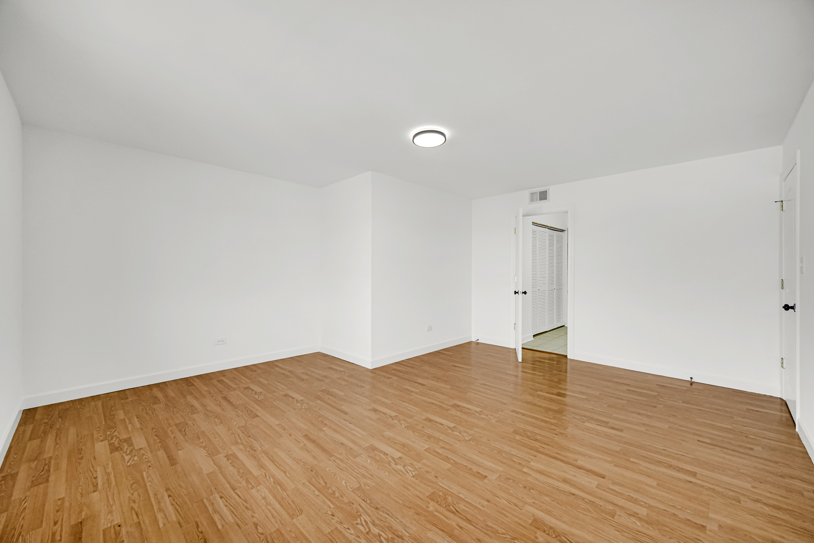 7347 W 79th Place 3c Property Photo 12