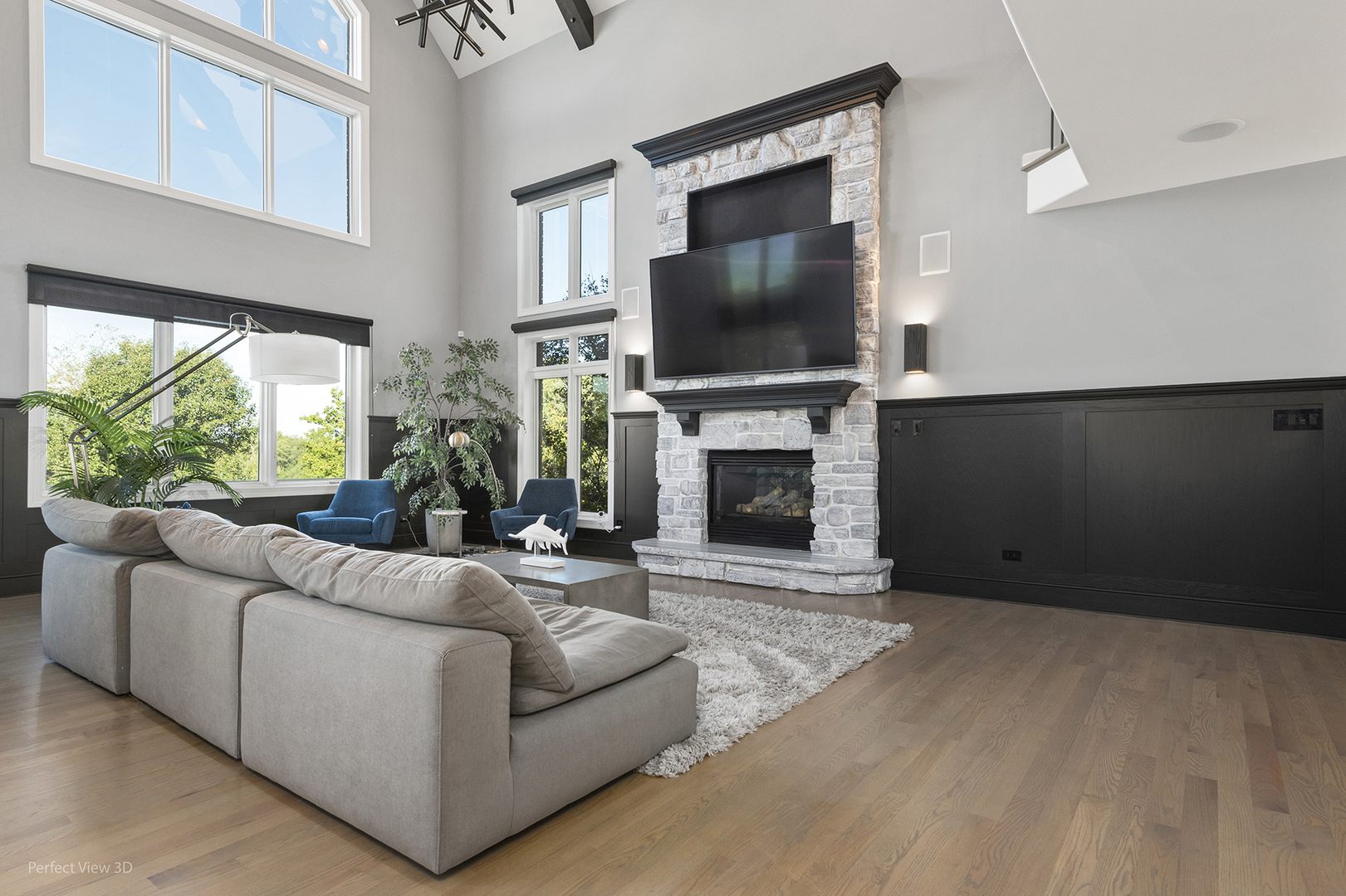 21170 Sage Brush Lane Property Photo 4