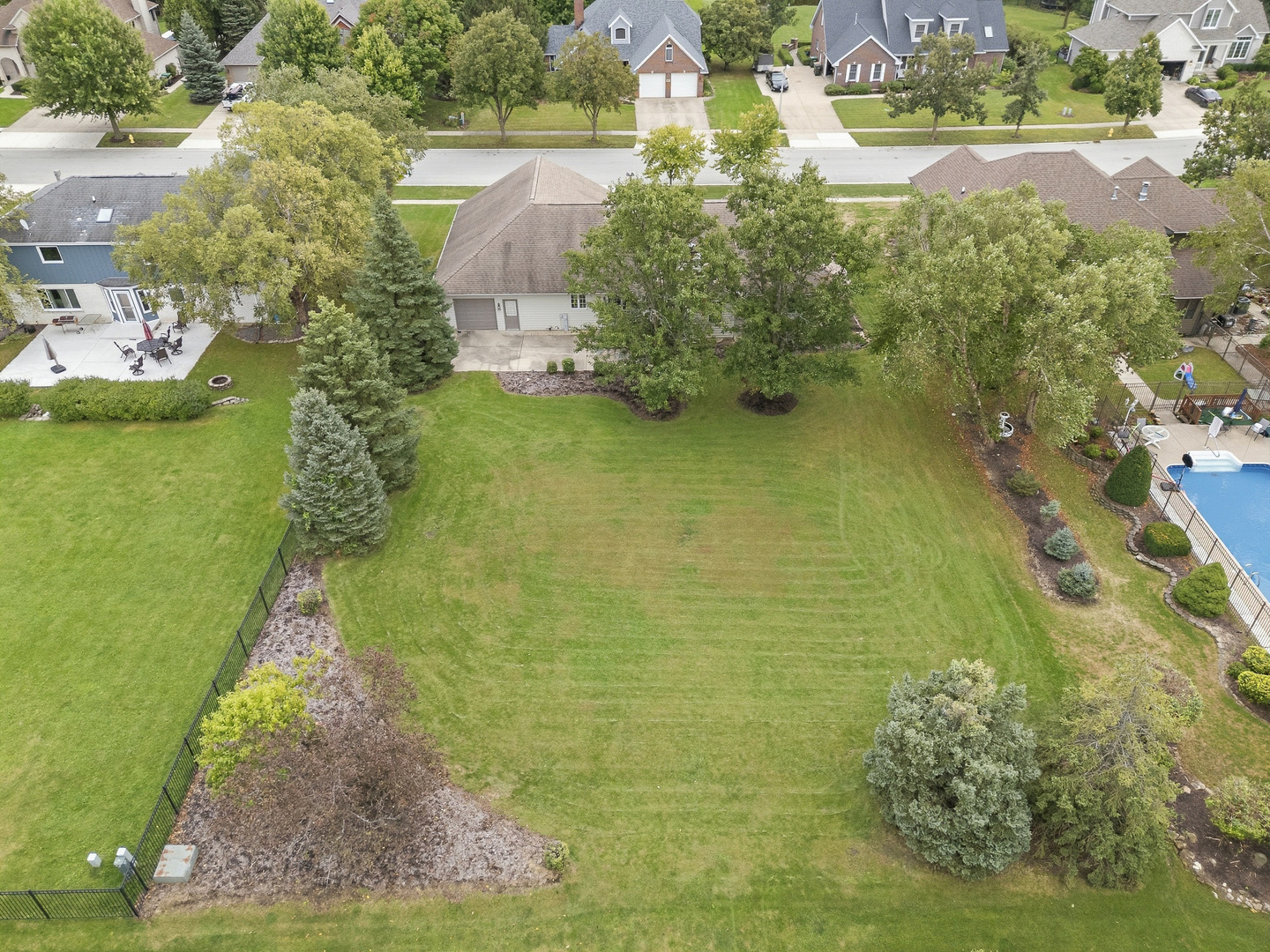 26142 W Highland Drive Property Photo 54