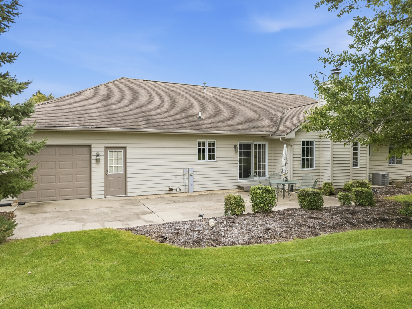 26142 W Highland Drive Property Photo 56