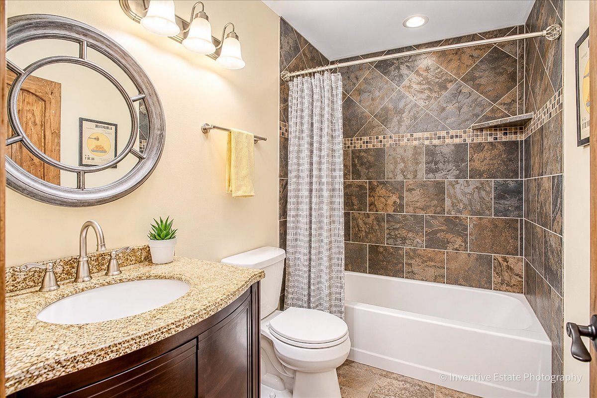1307 Seabury Circle Property Photo 9