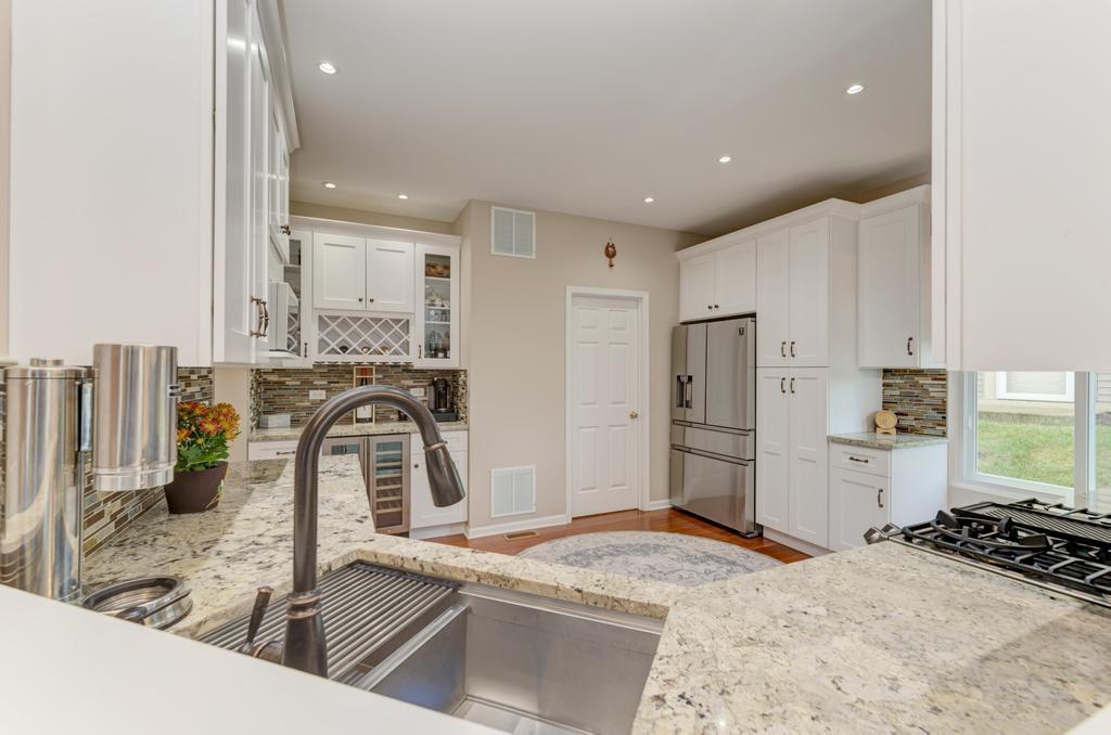1833 Misty Ridge Lane Property Photo 12