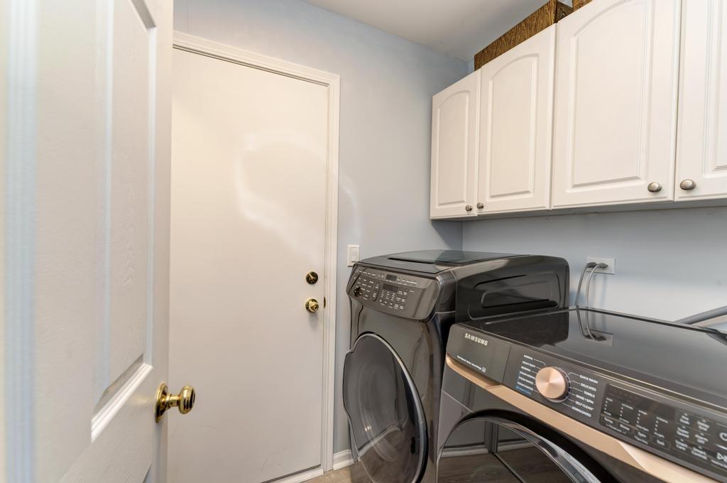 1833 Misty Ridge Lane Property Photo 18