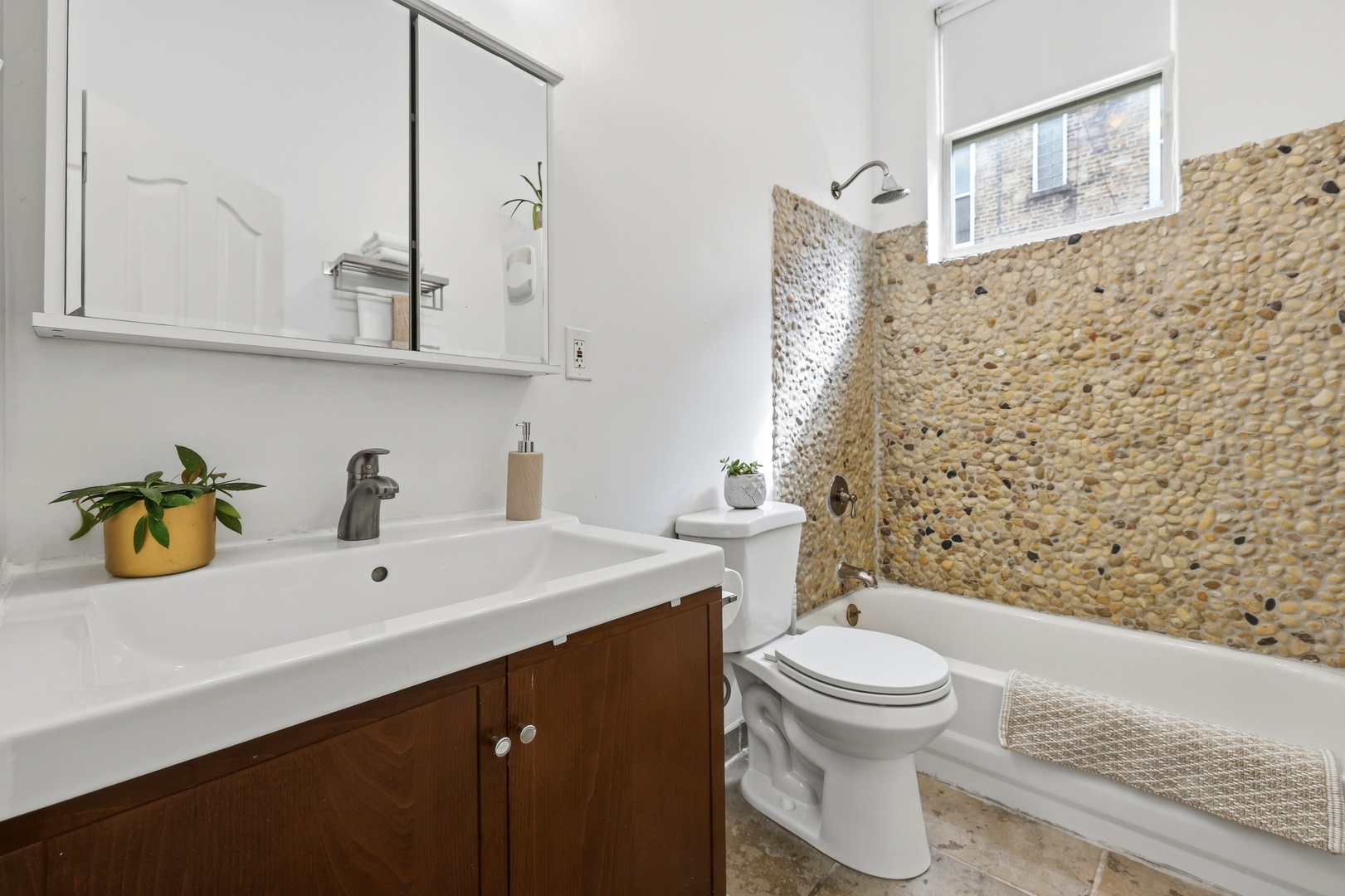 1233 S Spaulding Avenue Property Photo 14