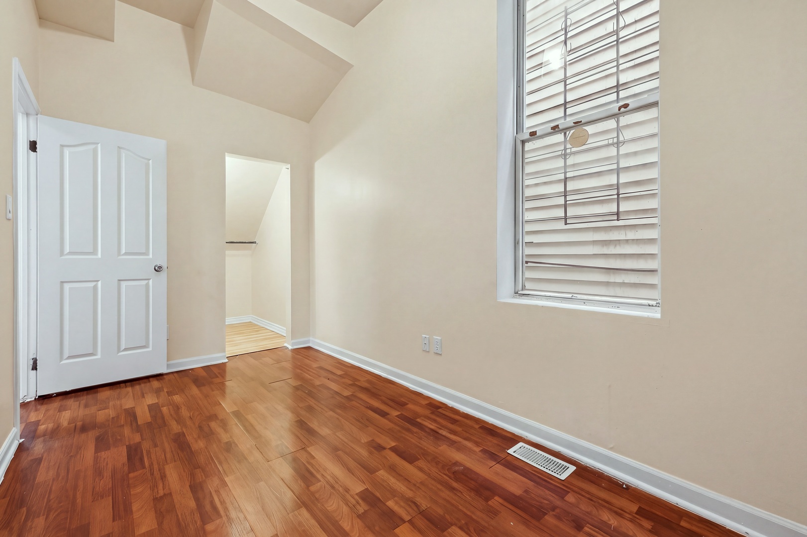 1233 S Spaulding Avenue Property Photo 15