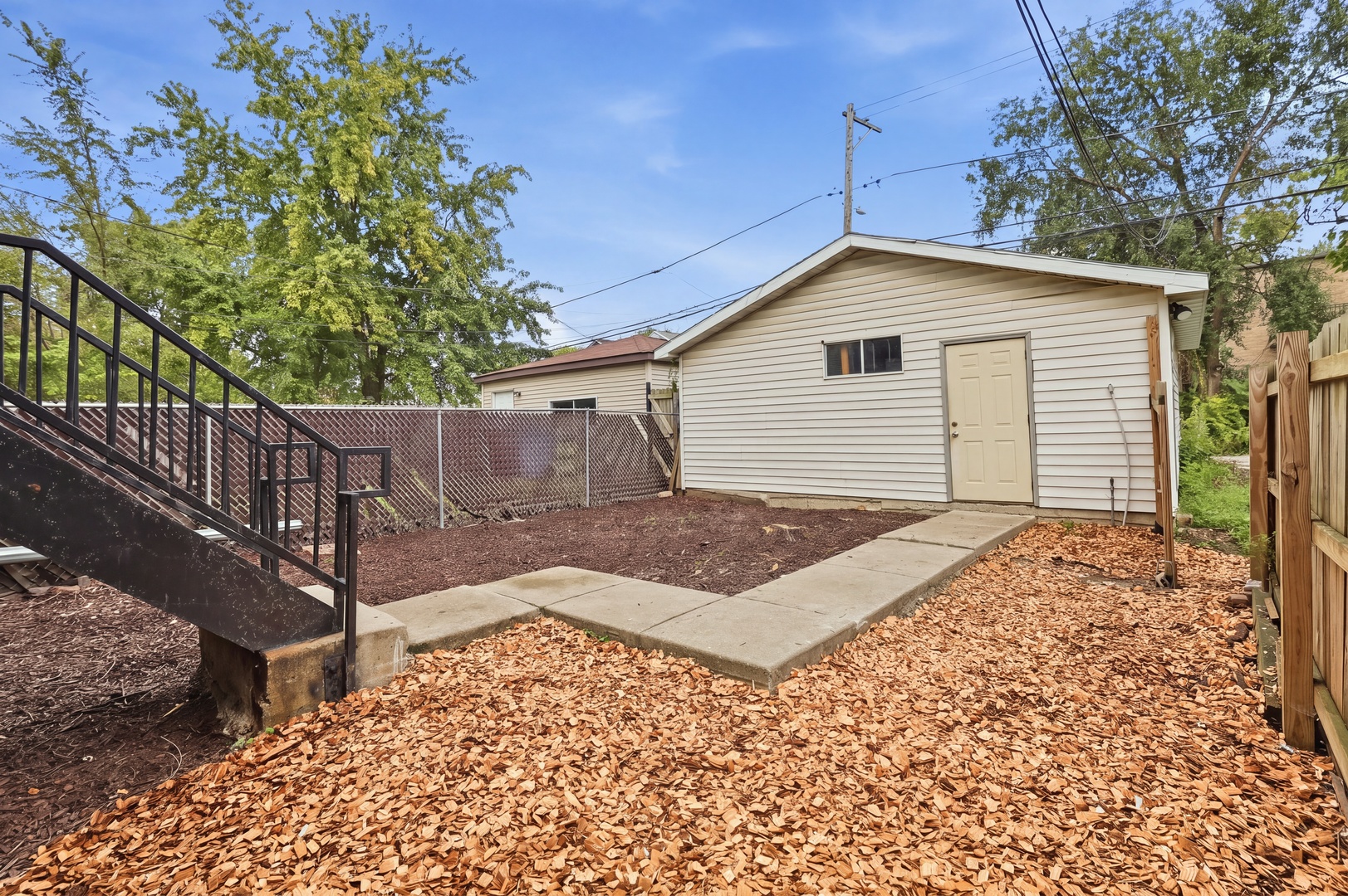 1233 S Spaulding Avenue Property Photo 44