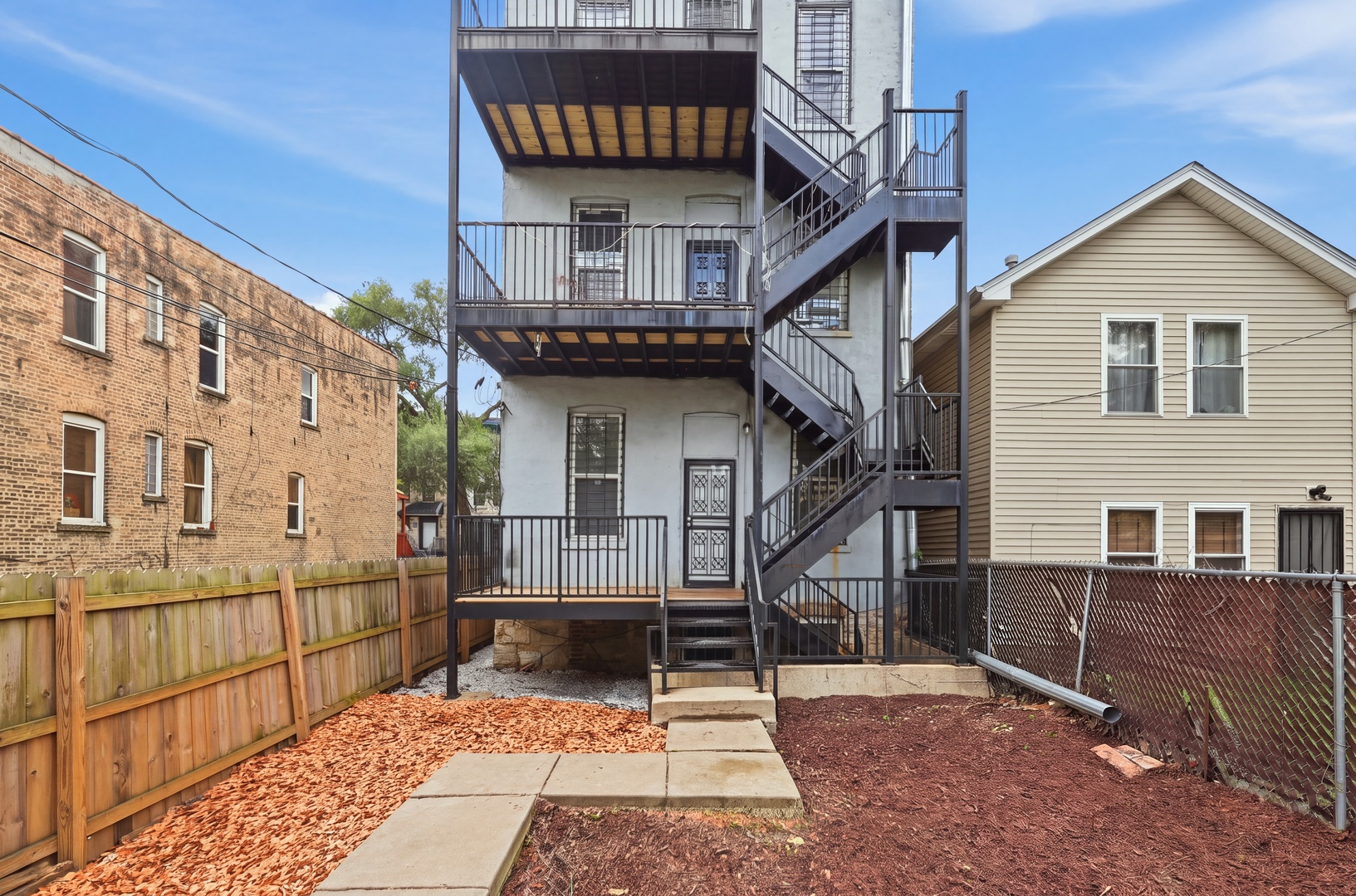 1233 S Spaulding Avenue Property Photo 45