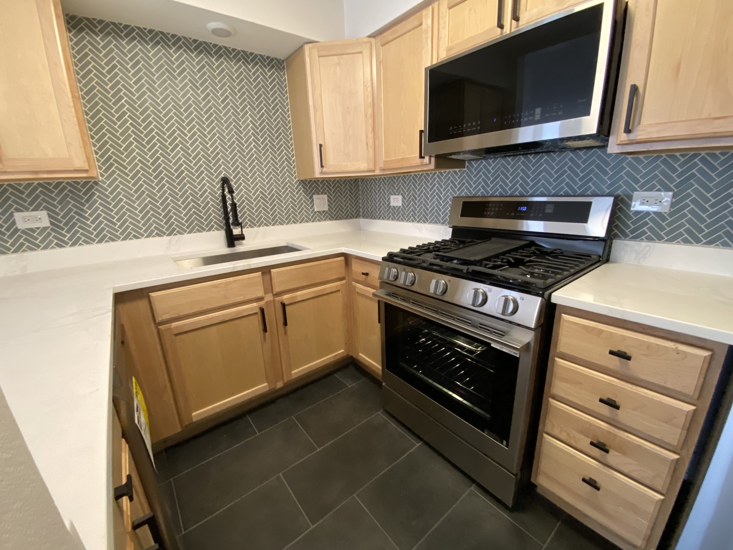 1455 W Fullerton Avenue 203 Property Photo 10