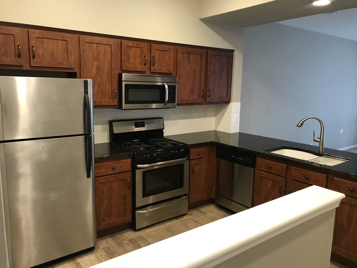 1828 Lucylle Court Property Photo 4