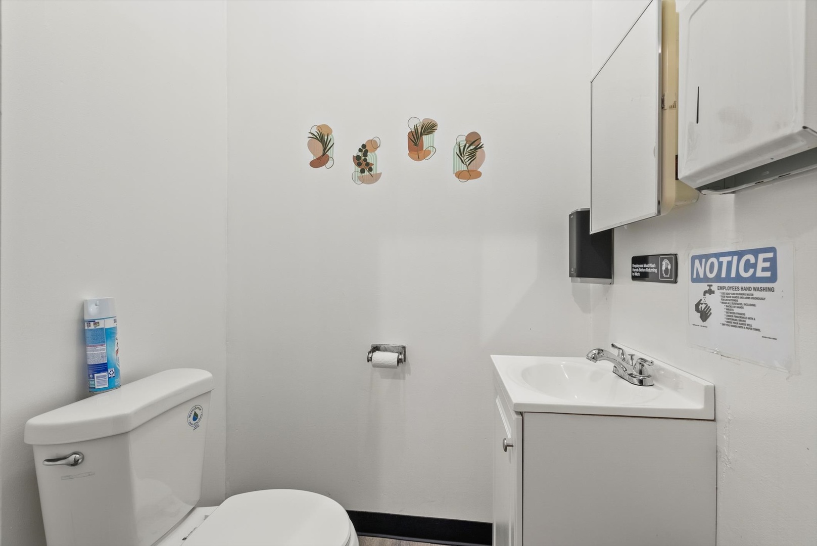 222 E 61st Street Property Photo 20
