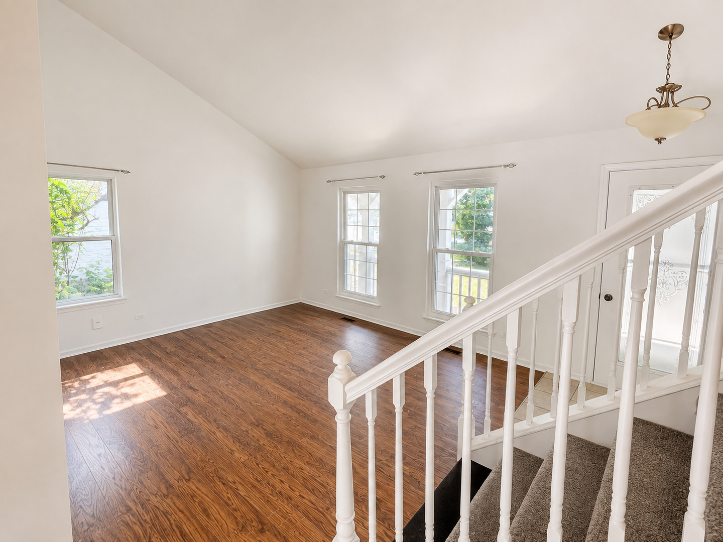 115 Seton Creek Drive Property Photo 3