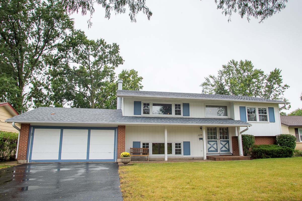 1379 Cumberland Circle Property Photo 1