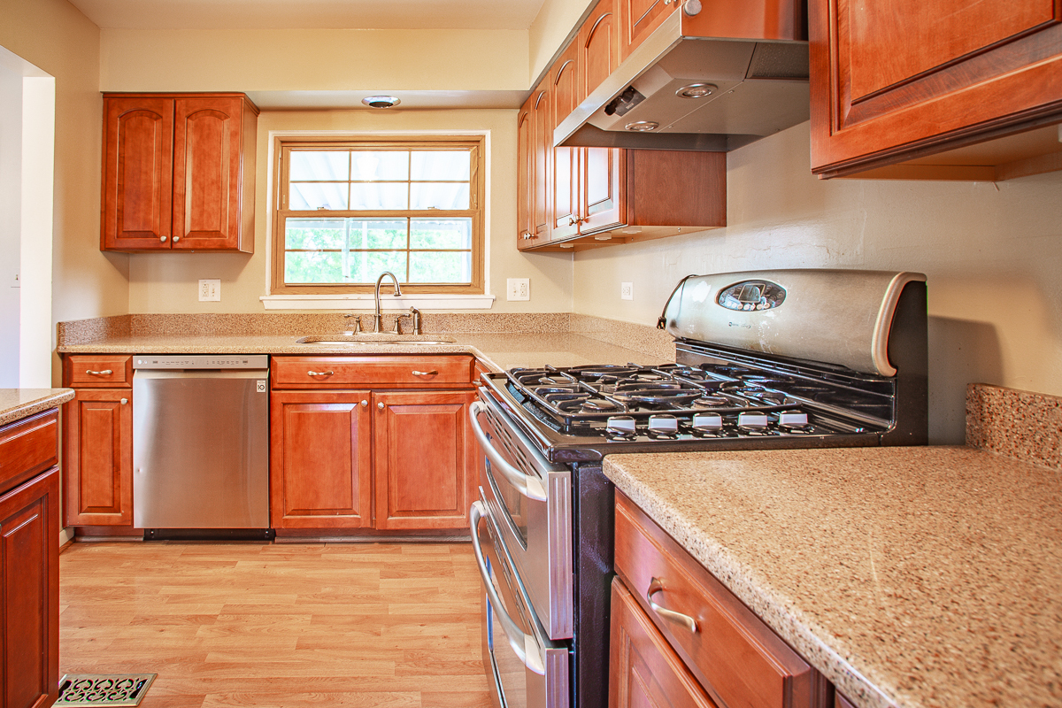 1379 Cumberland Circle Property Photo 6