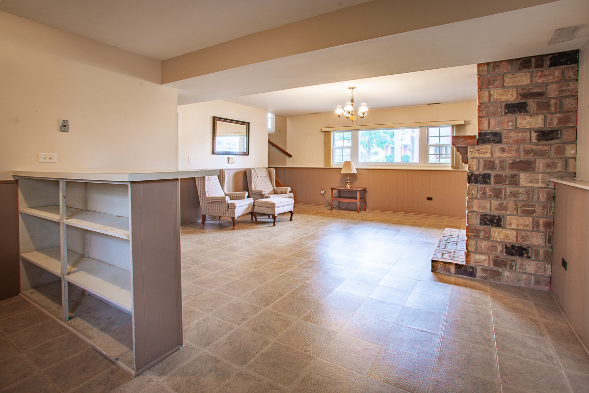 1379 Cumberland Circle Property Photo 7
