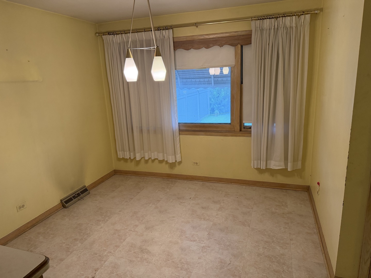8325 S Karlov Avenue Property Photo 6