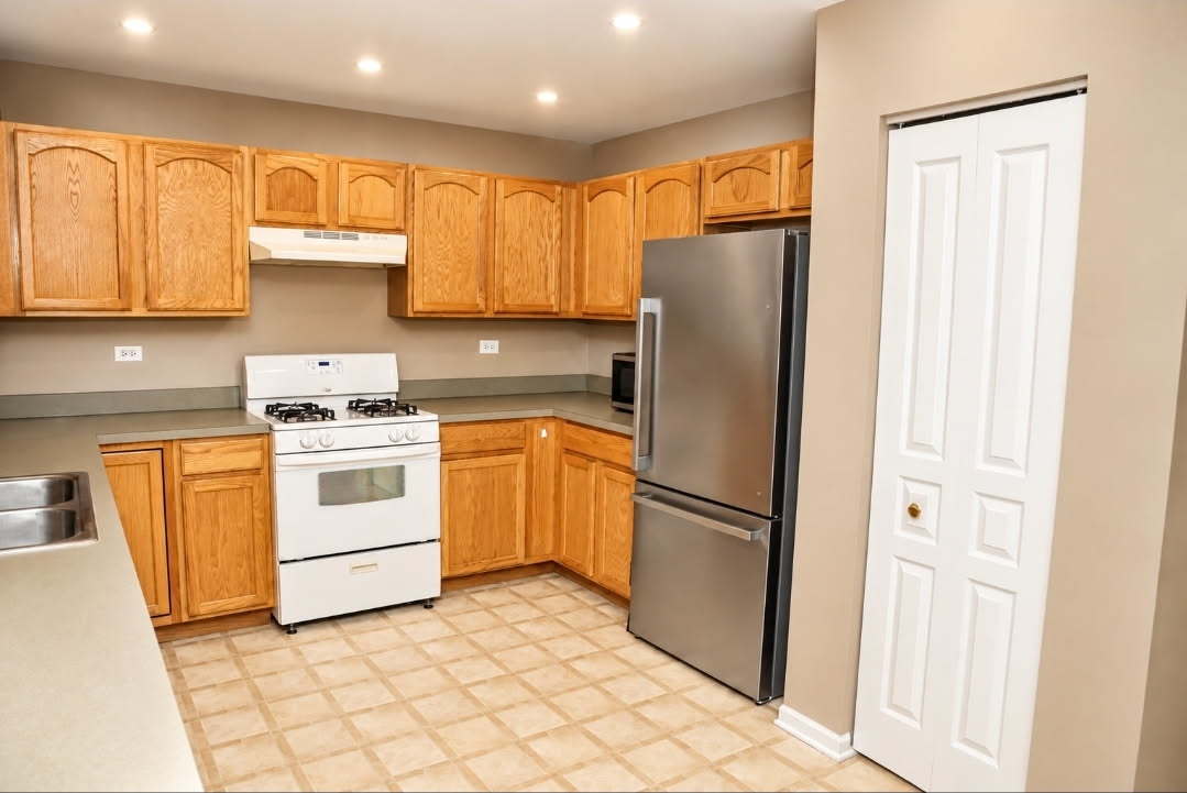 1749 Newport Lane Property Photo 7
