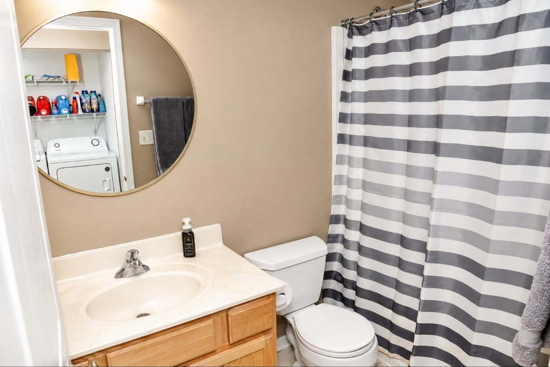 1749 Newport Lane Property Photo 14