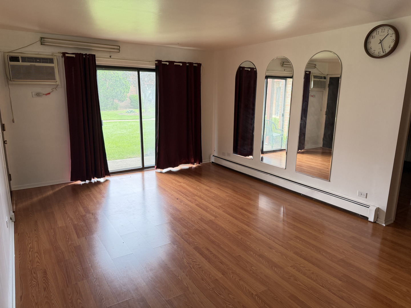 495 Mchenry Road 1b Property Photo 3