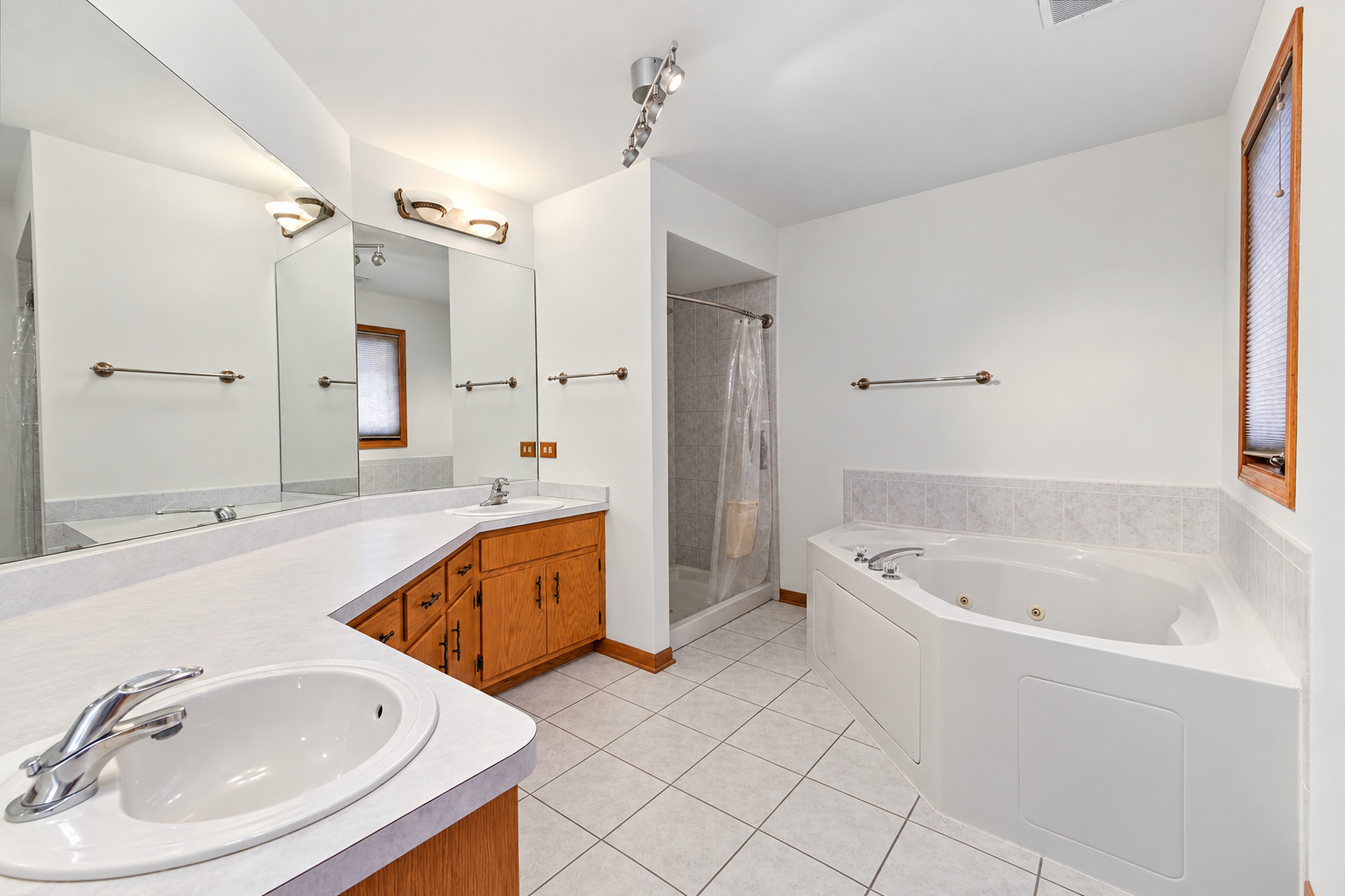 19418 Cranfield Lane Property Photo 16