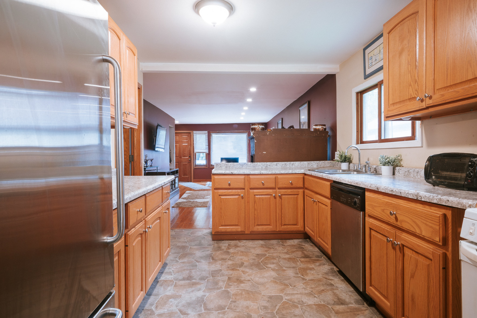 12764455 Property Photo 6