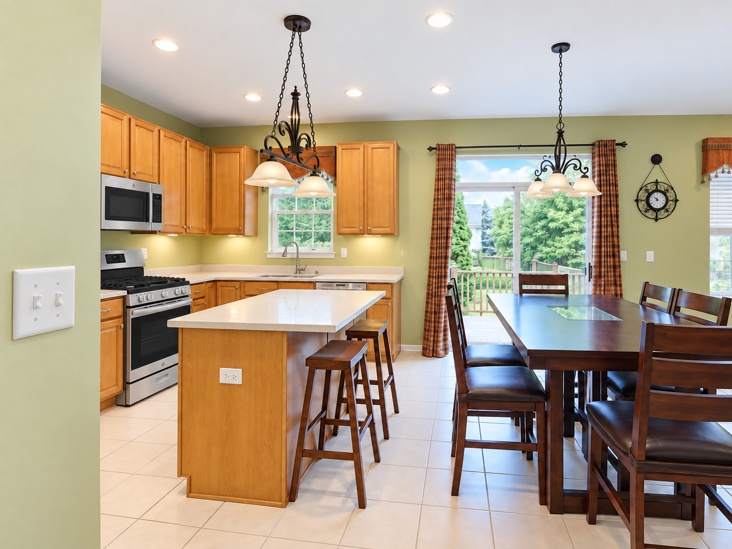 3042 Seekonk Avenue Property Photo 16