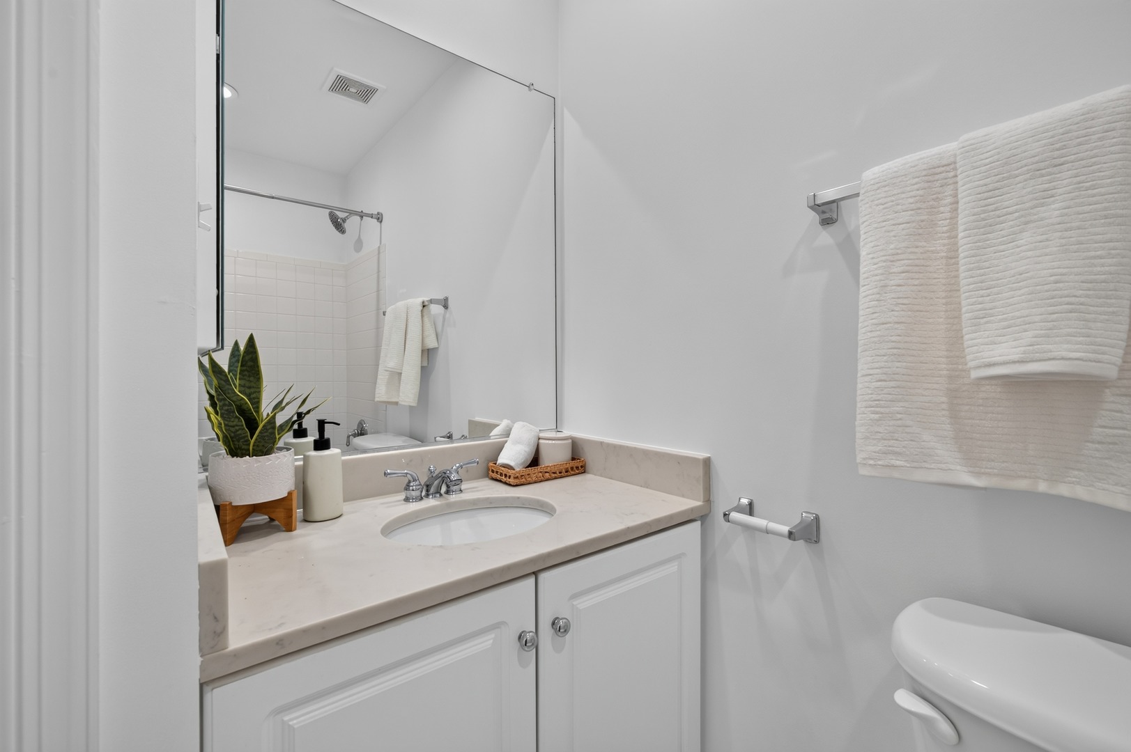 715 G Street Property Photo 40