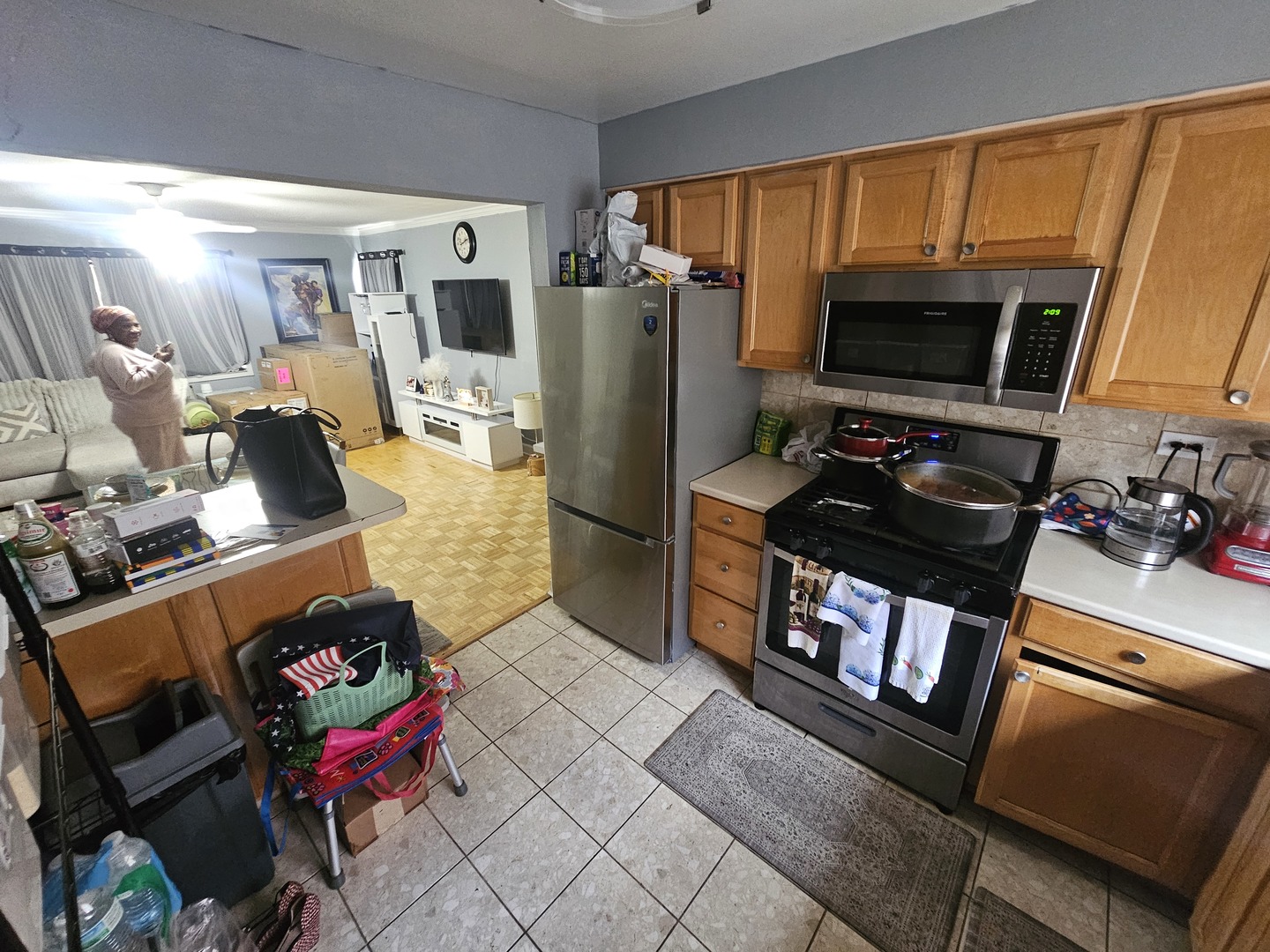 7247 N Hamilton Avenue 1a Property Photo 6
