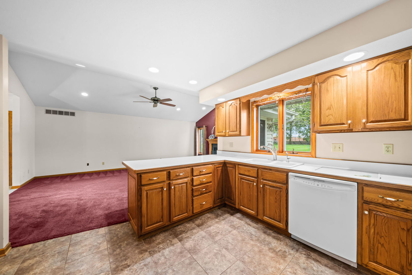 6626 Shadybrook Trail Property Photo 10