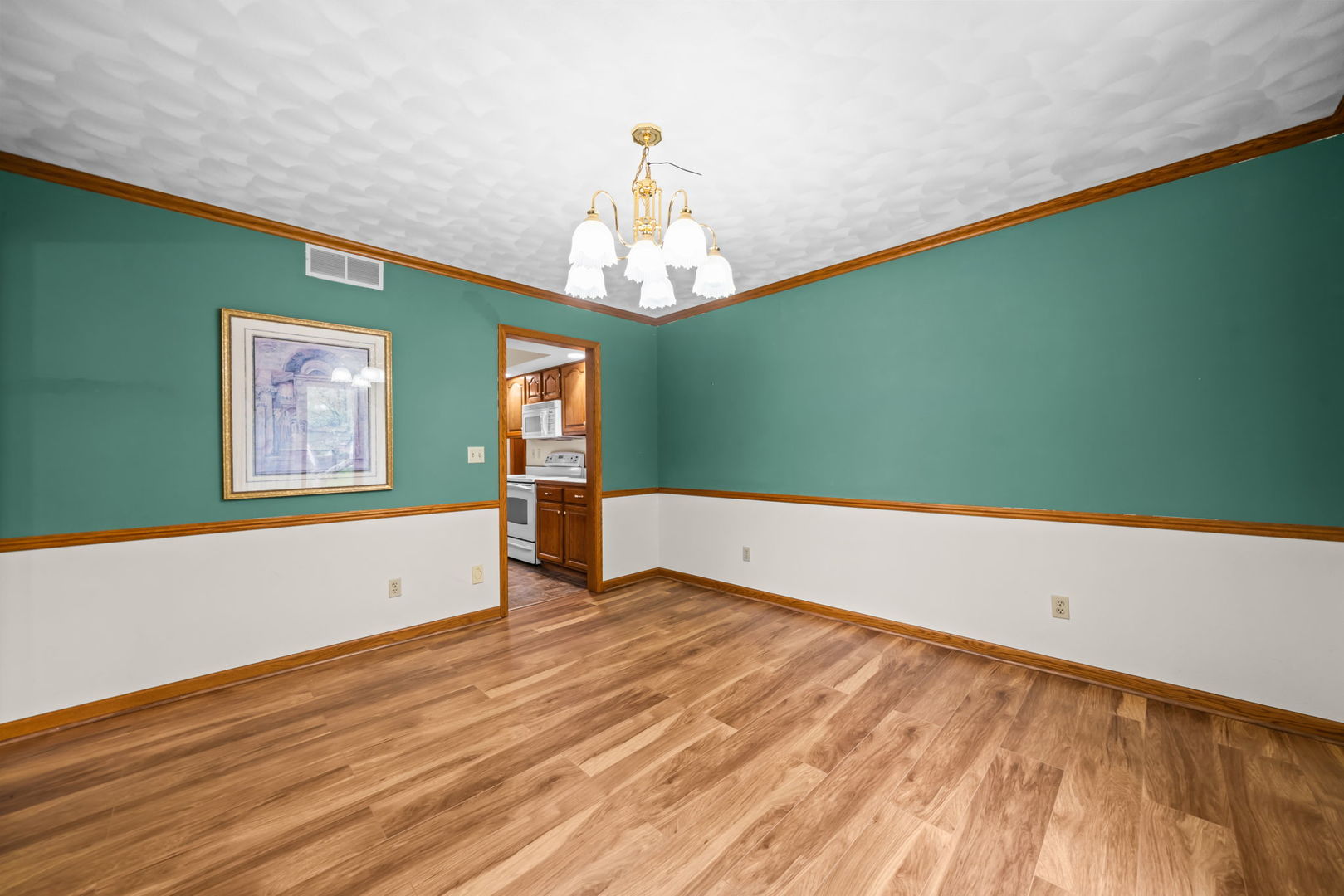 6626 Shadybrook Trail Property Photo 13