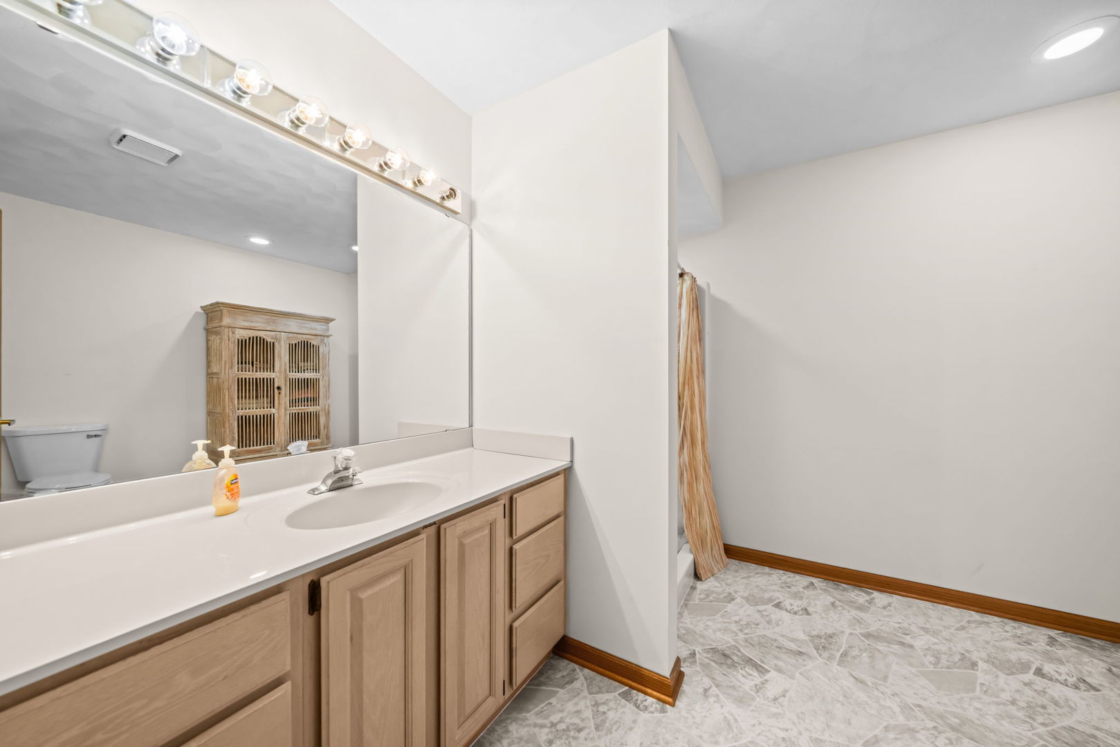 6626 Shadybrook Trail Property Photo 22