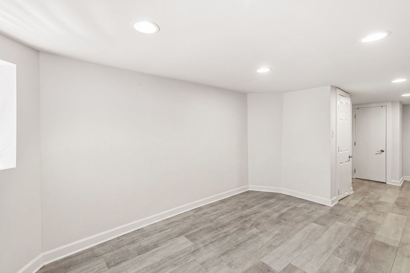 862 N Marshfield Avenue Property Photo 17