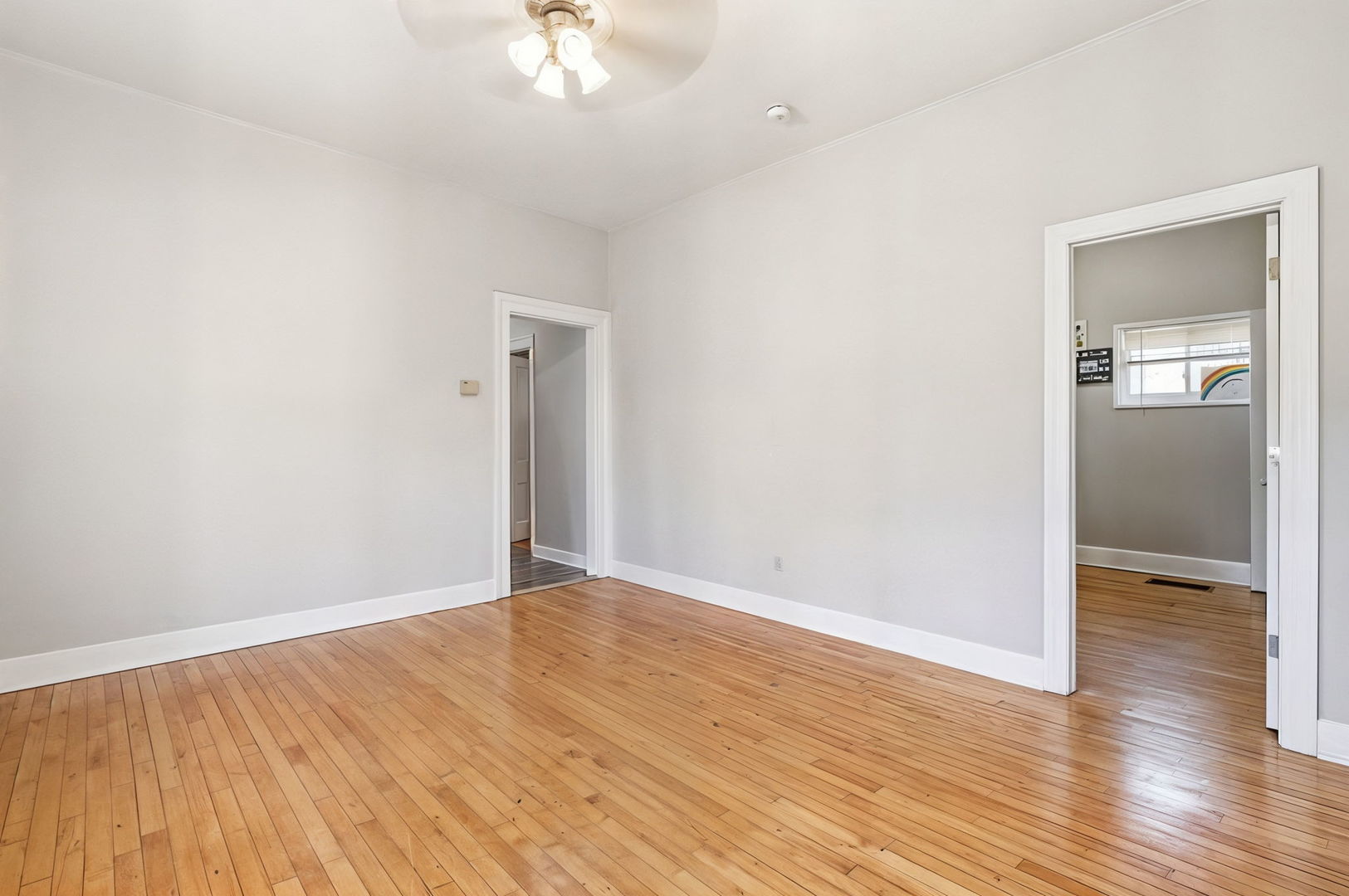 862 N Marshfield Avenue Property Photo 32