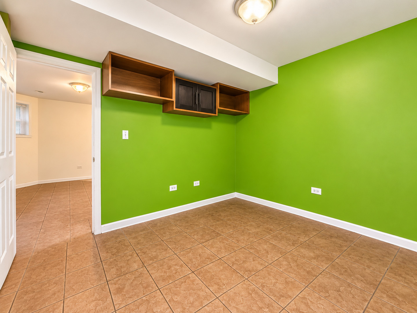 1229 N Austin Boulevard 1 Property Photo 9