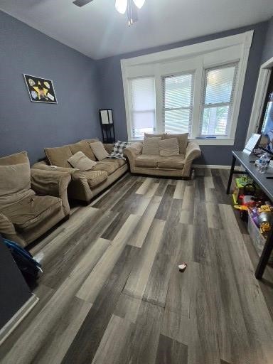 8237 S Burley Avenue Property Photo 10