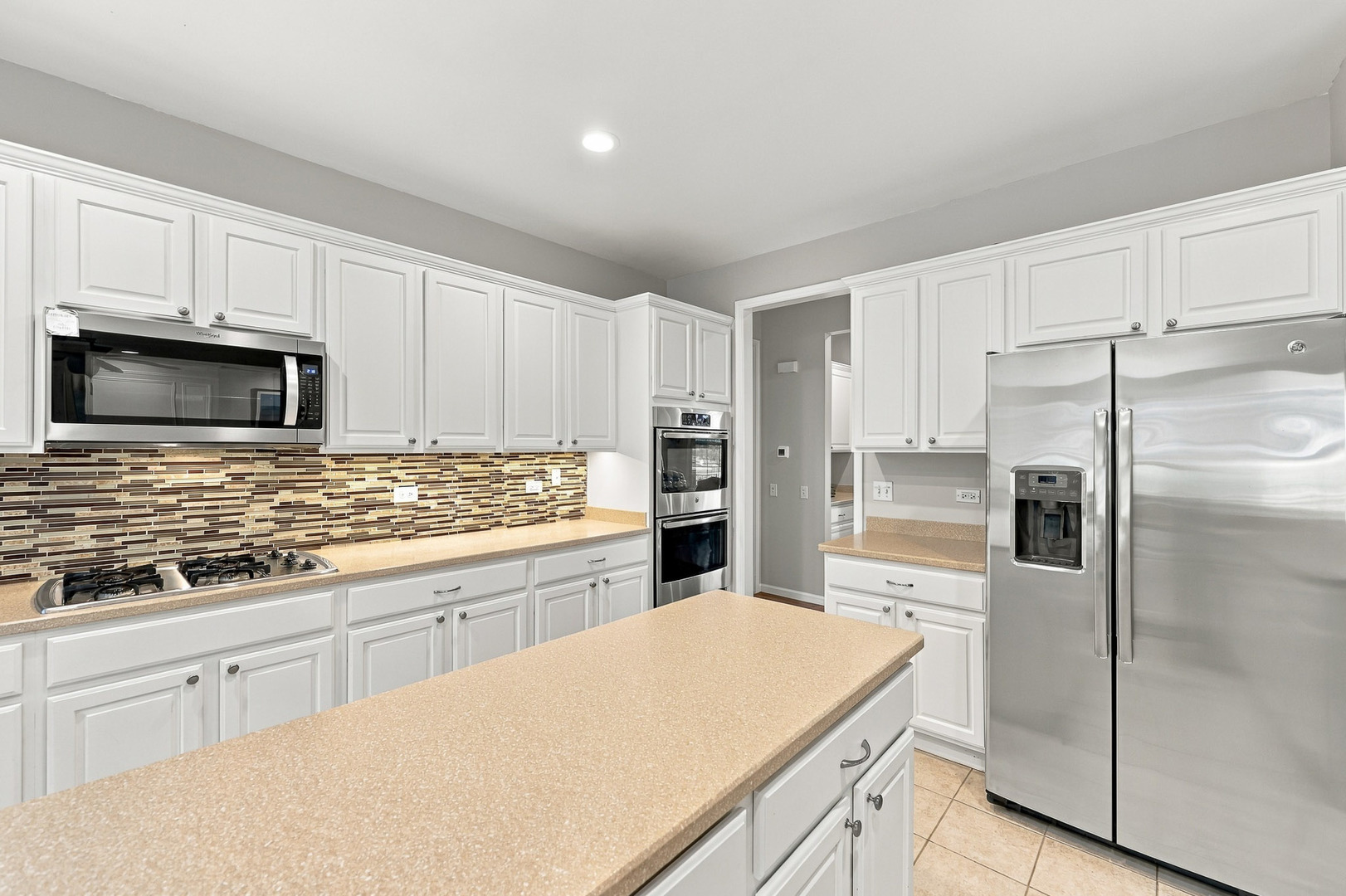 12805 Muir Drive Property Photo 9