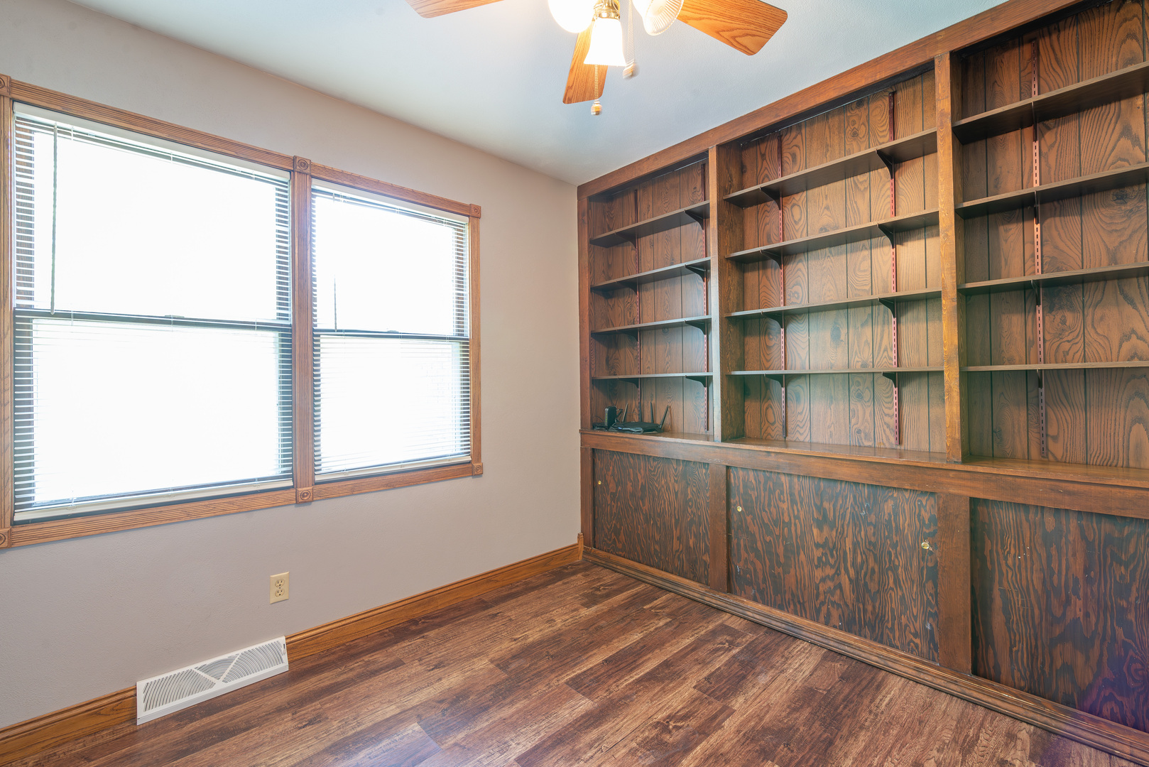 732 Santa Fe Drive Property Photo 14