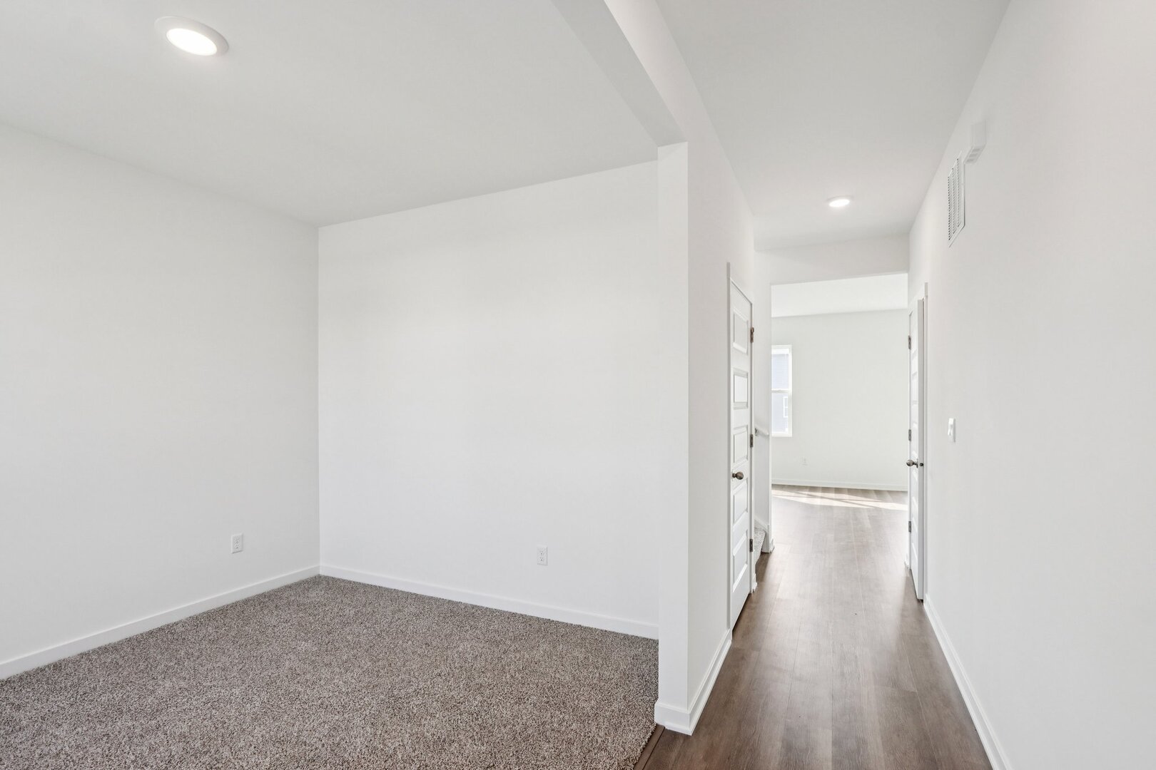 462 Vista Drive Property Photo 2